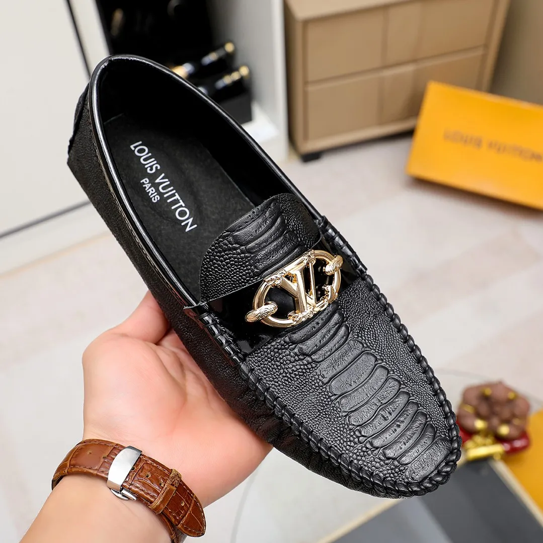 Men's shoes 💰360 💰 LV Louis Vuitton's top-quality Peaches men's shoes 💯Original copy of the official website, the upper is made of imported official website 1:1 material ❌Italian 🇮🇹 cowhide surface, imported pigskin lining. It’s definitely not made with ordinary craftsmanship, it’s the model used by celebrities! The factory’s craftsmanship is designed to create the most perfect shoes for trendy men! Colors available! 38-45 yards